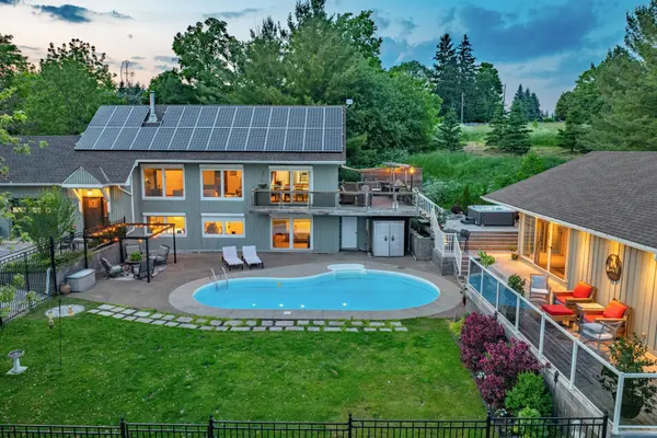 330 Mountsberg RD, Hamilton, ON L0P 1B0