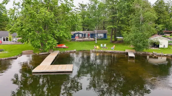 3012 Greenwood LN, Selwyn, ON K0L 2H0