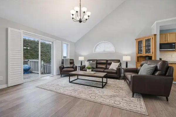 32 SCOTT ST, Centre Wellington, ON N1M 3S2