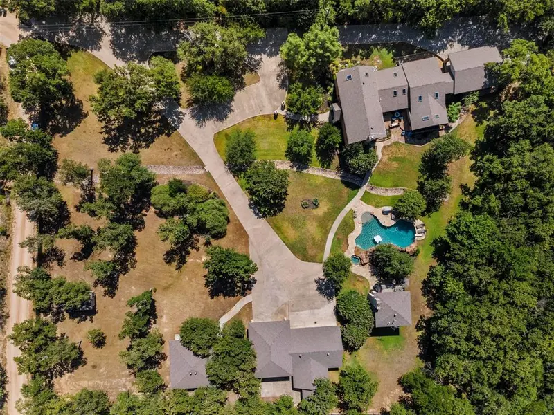 2243 Wood Hollow Road, Denton, TX 76208