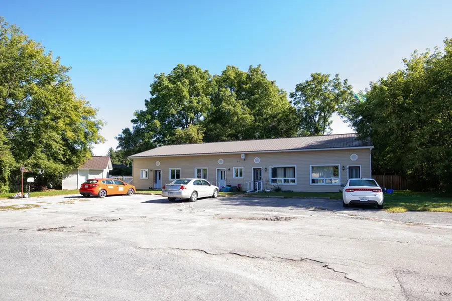 341 New ST E #1, Edwardsburgh/cardinal, ON K0E 1E0