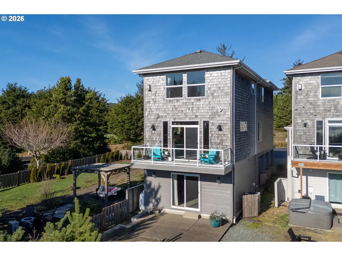 4789 Holly Heights AVE, Netarts, OR 97143