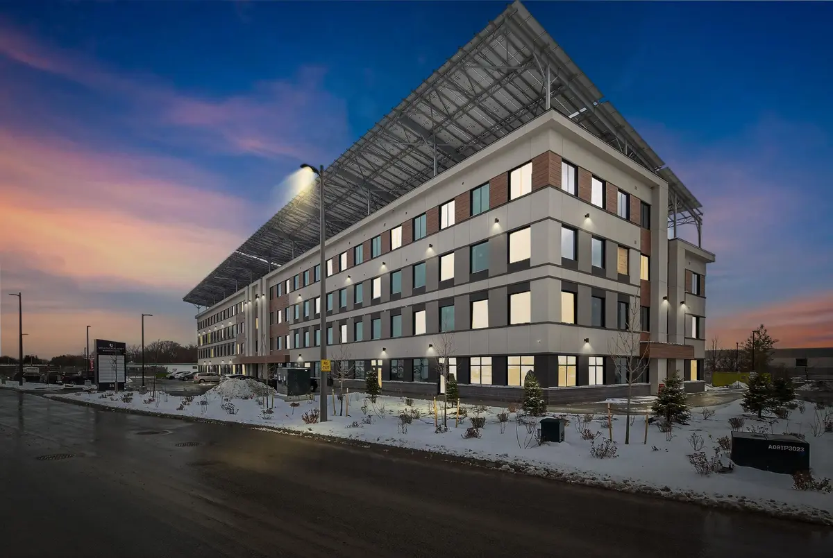 35 Sunday DR #206, Aurora, ON L4G 4B7