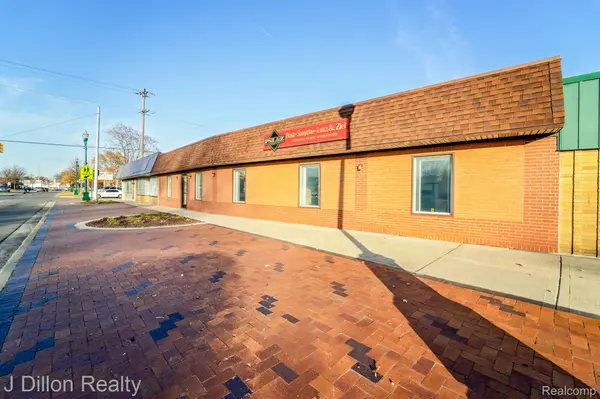 4621 & 4615 S Wayne RD, Wayne, MI 48184