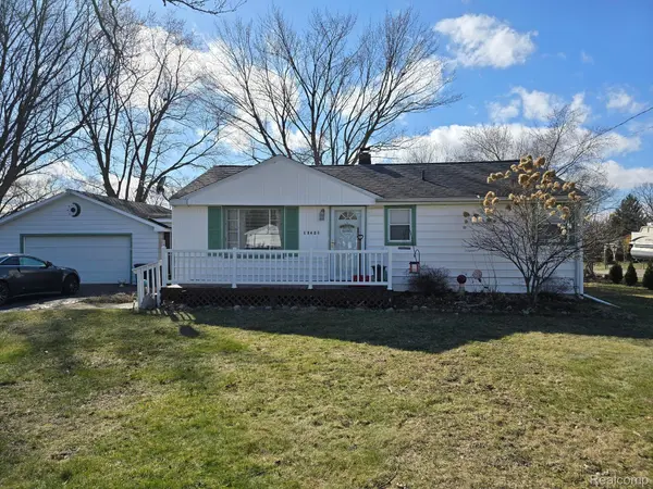 11421 Wing DR, Vienna Charter Township, MI 48420