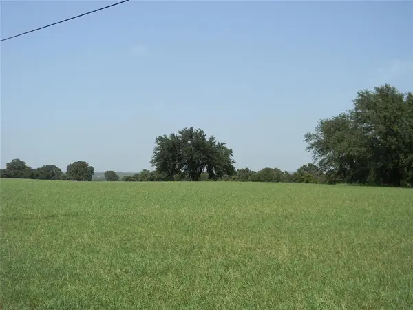 162 Pr 2162, Iredell, TX 76649