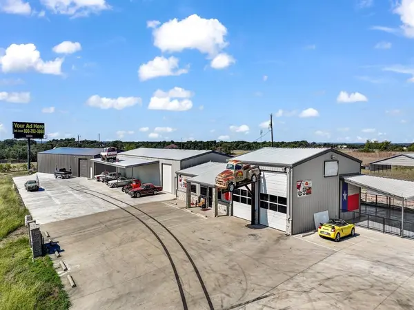 5989 N FM 51 Highway N, Weatherford, TX 76085