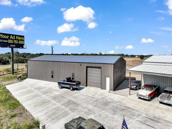 5989 N FM 51 Highway N, Weatherford, TX 76085