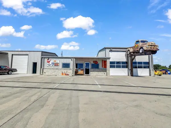 5989 N FM 51 Highway N, Weatherford, TX 76085