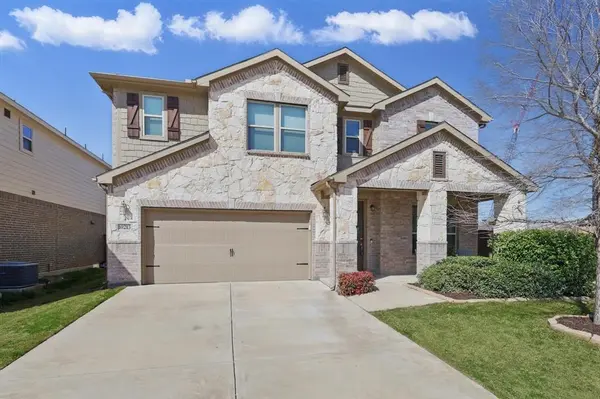10213 Fox Grove Court, Fort Worth, TX 76131