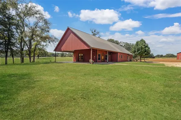 423 HCR 1439, Covington, TX 76636