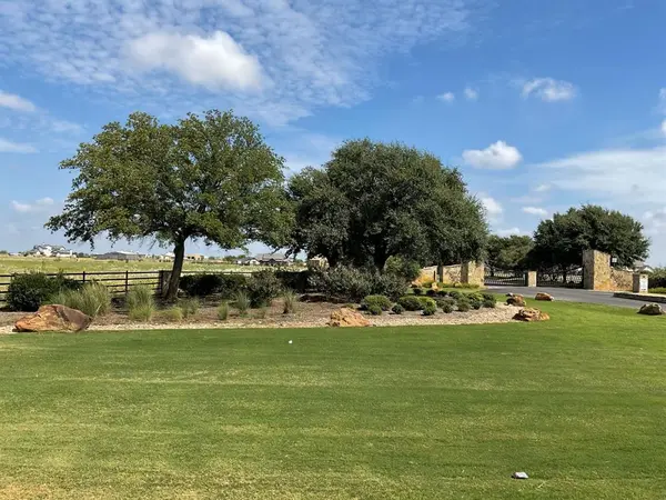 12700 W Rocky Creek Road, Crowley, TX 76036