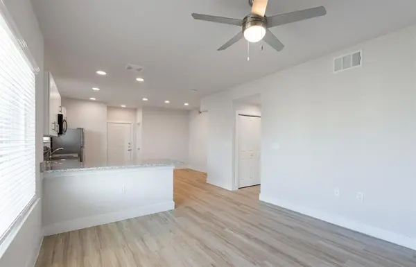 1101 Biloxi Drive, Ennis, TX 75119