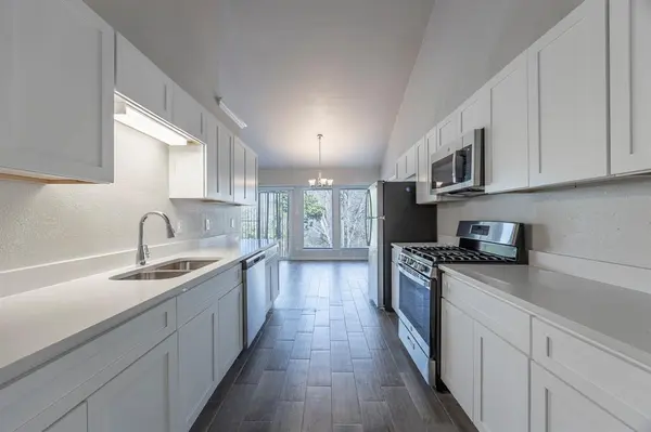 1818 Knob Hill Drive, Garland, TX 75043