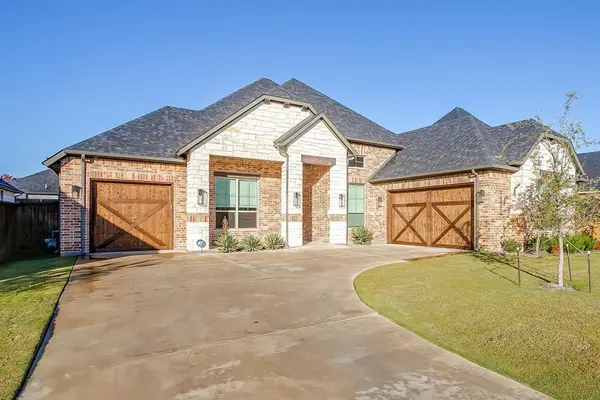 13921 E Riviera Drive, Fort Worth, TX 76028