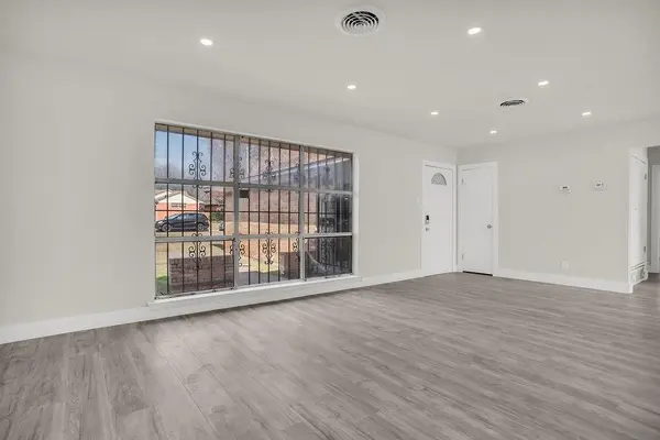 1246 Brookmere Drive, Dallas, TX 75216