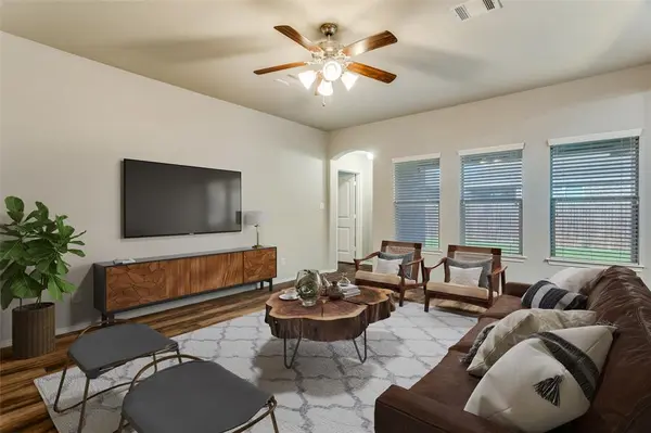 11900 Bexley Drive, Burleson, TX 76028