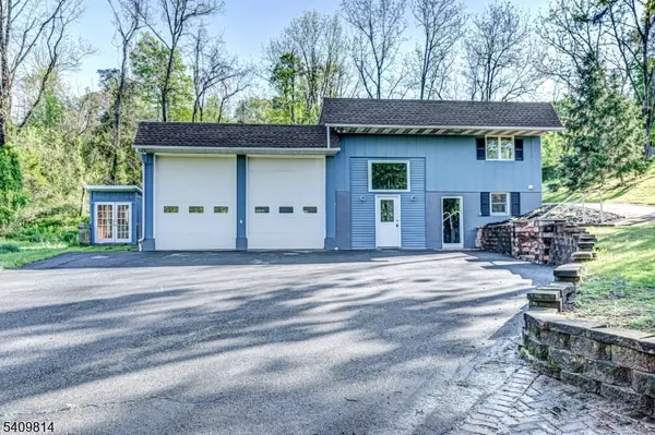 4 E Washington St, Frenchtown Boro, NJ 08825