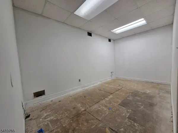 246 North Ave Unit 1, Garwood Boro, NJ 07027