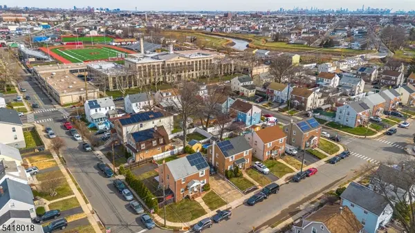 627A Britton St, Elizabeth City, NJ 07202