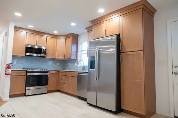 31 Lakeview Rd, Sparta Twp., NJ 07871