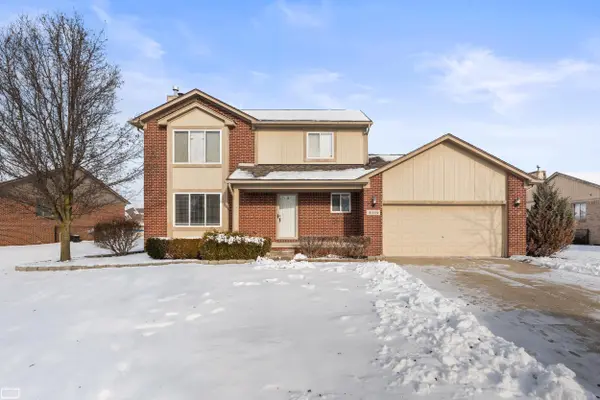 31164 Leopard CIR, Chesterfield Twp, MI 48047