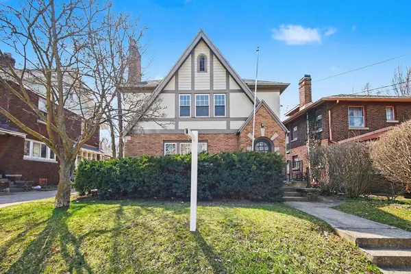 138 Burton ST SE, City Of Grand Rapids, MI 49507