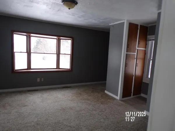 305 W Pine ST, Big Rapids, MI 49307