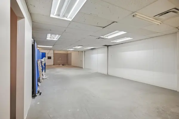 4101 19 ST NE #5, Calgary, AB T2E6X8