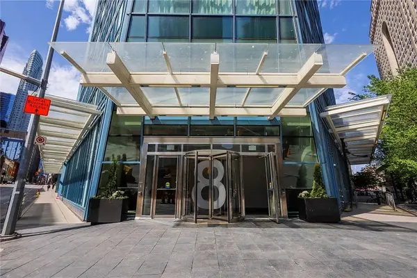 8 The Esplanade AVE #3803, Toronto C08, ON M5E 0A6