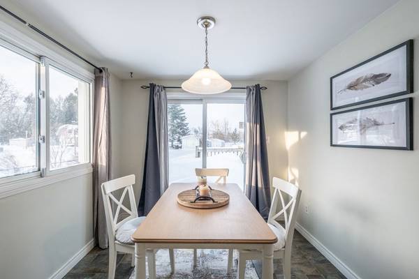 1990 Victoria ST, Innisfil, ON L9S 1K2