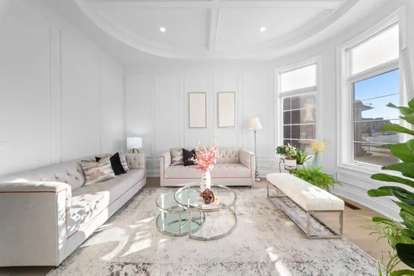 67 Rolling Green CT, Vaughan, ON L4H 4K7