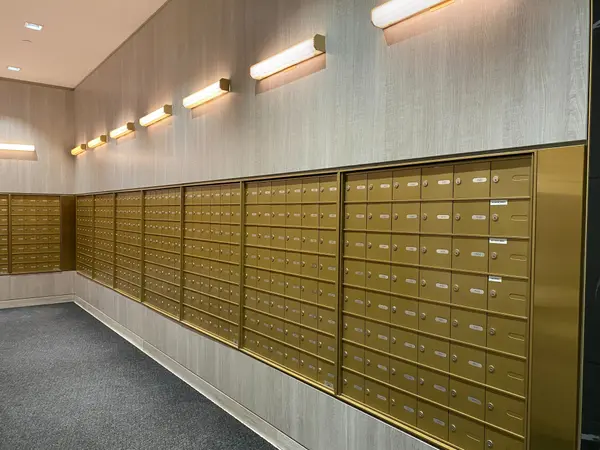 950 Portage Pkwy #2108, Vaughan, ON L4K 0J7