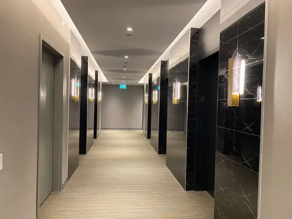 950 Portage Pkwy #2108, Vaughan, ON L4K 0J7