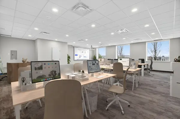 35 Sunday DR #206, Aurora, ON L4G 4B7