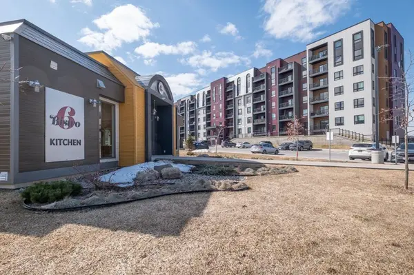 4 Spice WAY #312, Barrie, ON L9J 0M2