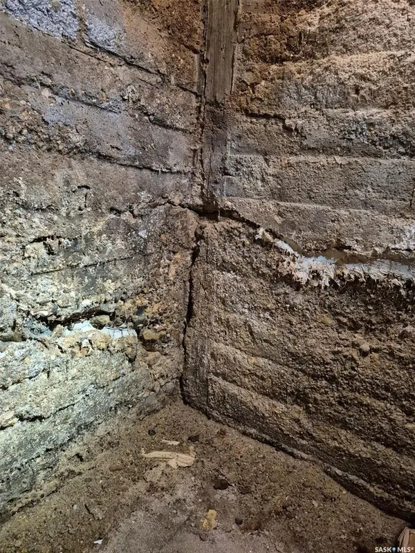 818 K AVENUE N, Saskatoon, SK S7L 2N1