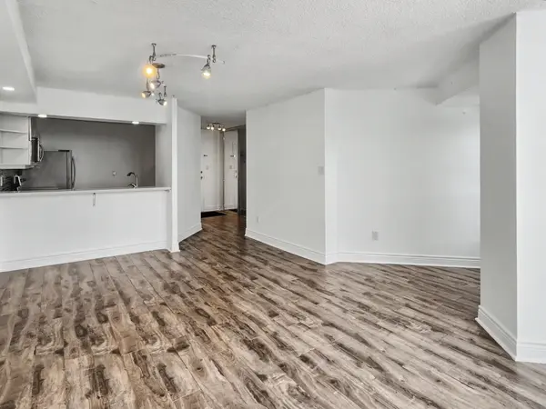 236 Albion RD #1510, Toronto W10, ON M9W 6A6