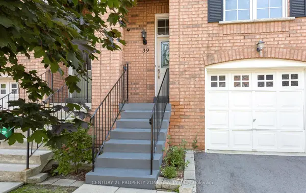 2 Clay Brick CT #39, Brampton, ON L6V 4M7
