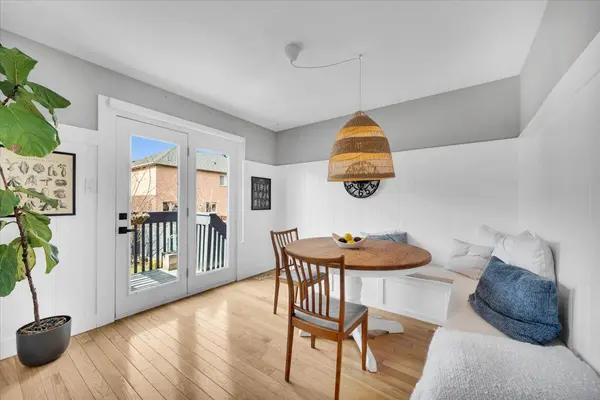 514 Thelma ST, Burlington, ON L7L 6W8