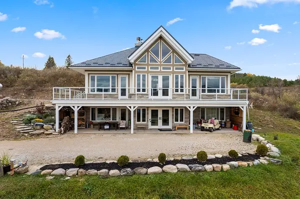 195781 Grey 7 RD, Grey Highlands, ON N0C 1H0