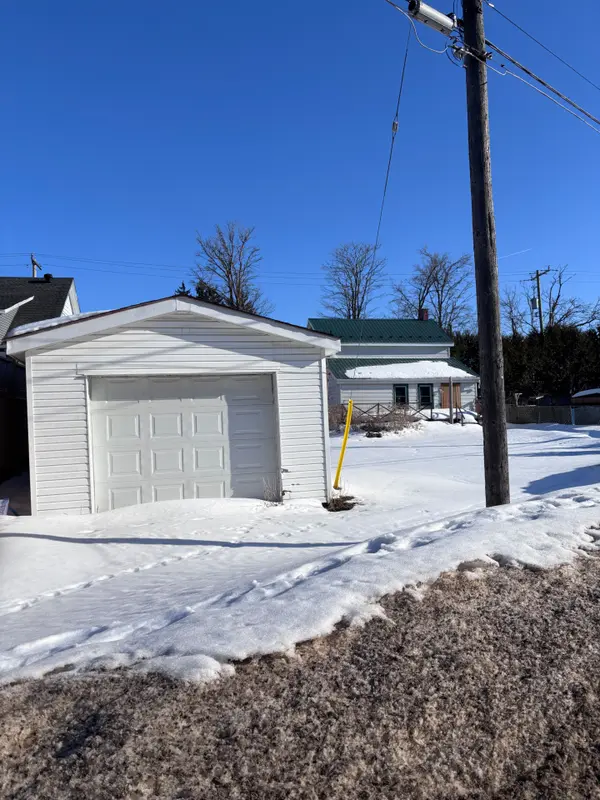 115 Frederick ST, Wellington North, ON N0G 1A0