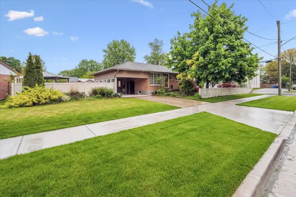 756 Cambridge ST, Woodstock, ON N4S 4V6