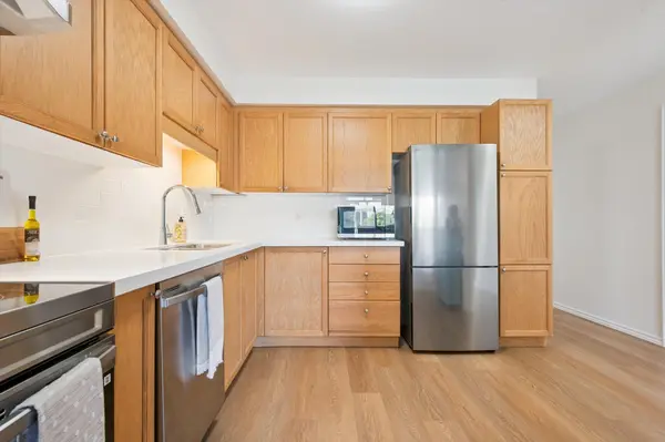 151 Clairfields DR E #3, Guelph, ON N1L 1P5