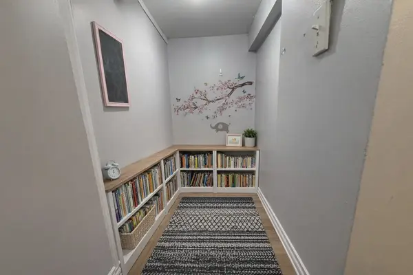 67 Brentwood DR #Lower, Hamilton, ON L8T 3W2