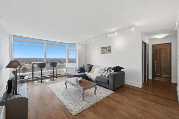 45 Pond Mills RD #1615, London South, ON N5Z 4W5