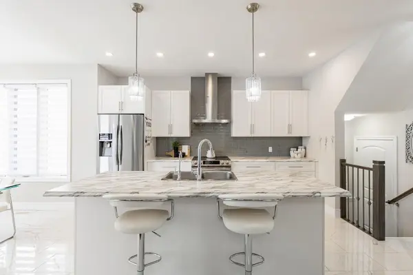 13 Tindall CRES, East Luther Grand Valley, ON L9W 7R9