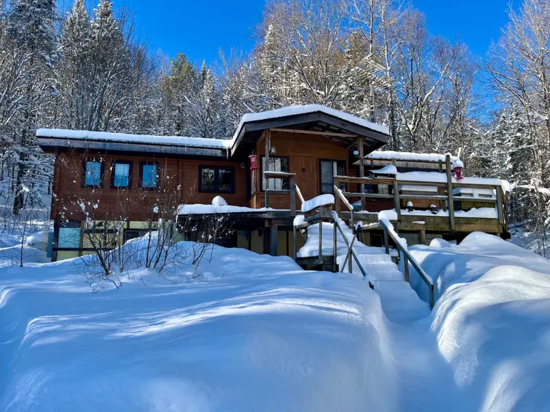 19626 41 HWY, Addington Highlands, ON K0H 1K0