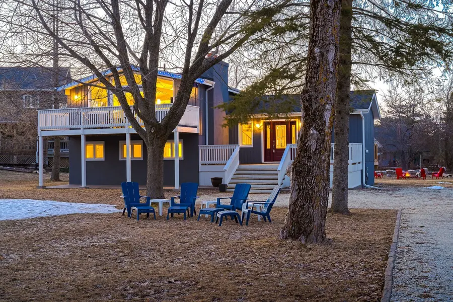 129 Scandia LN, Blue Mountains, ON N0H 2E0