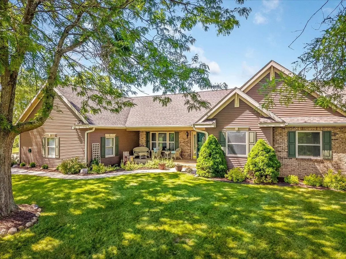 28-80 Highland Court, Lake Carroll, IL 61046